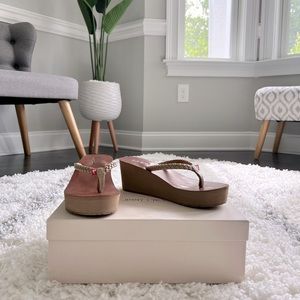 FLOJOS Hayley Tan Wedge Flip Flop Sandals Size 6 💕